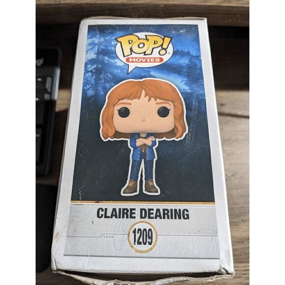 Funko Pop! Movies: Jurassic World Dominion - Claire Dearing Vinyl Figure - Picture 3 of 5